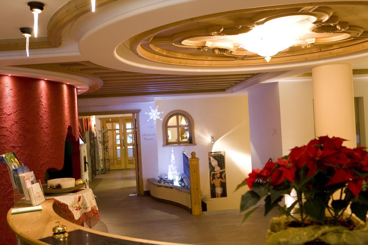 Vidor Resort ポッツァ・ディ・ファッサ エクステリア 写真